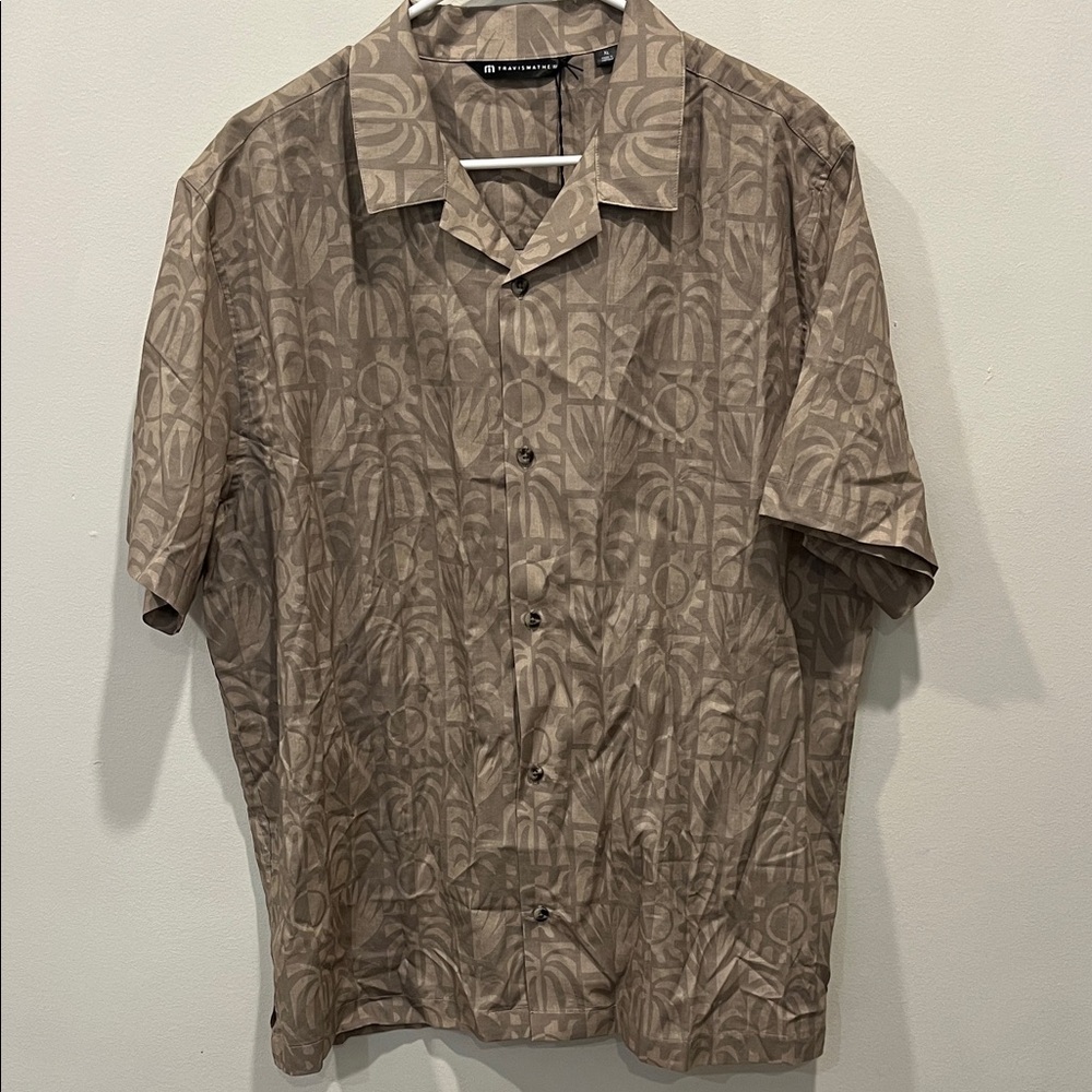 Travis Matthew Island Patterned Button Down Shirt, XL